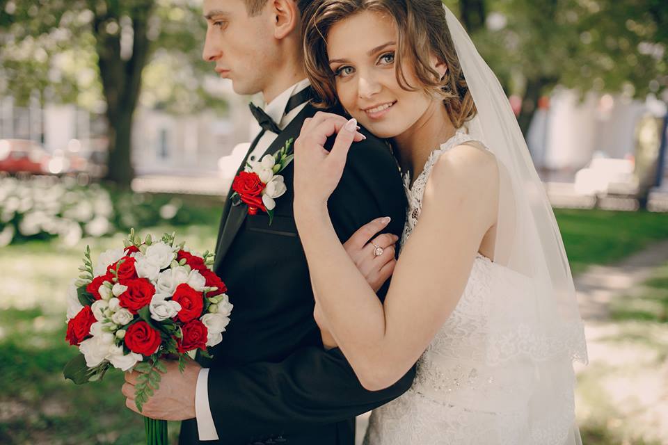 Você conhece a Tradição do Jogar o Buquê da noiva? – Wedding